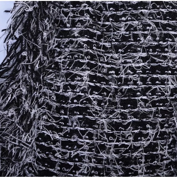 ST JOHN Knit Fringed Trim Black White Long Open Front Sweater Coat/Duster Size 8 - Picture 3 of 6